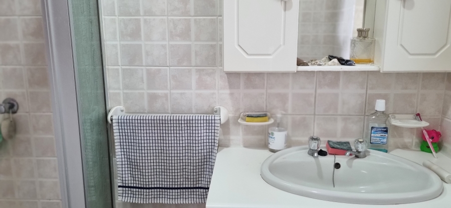 1 Bedroom Property for Sale in Quigney Eastern Cape